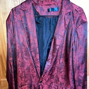 Elegant Paisley Blazer in Rich Burgundy